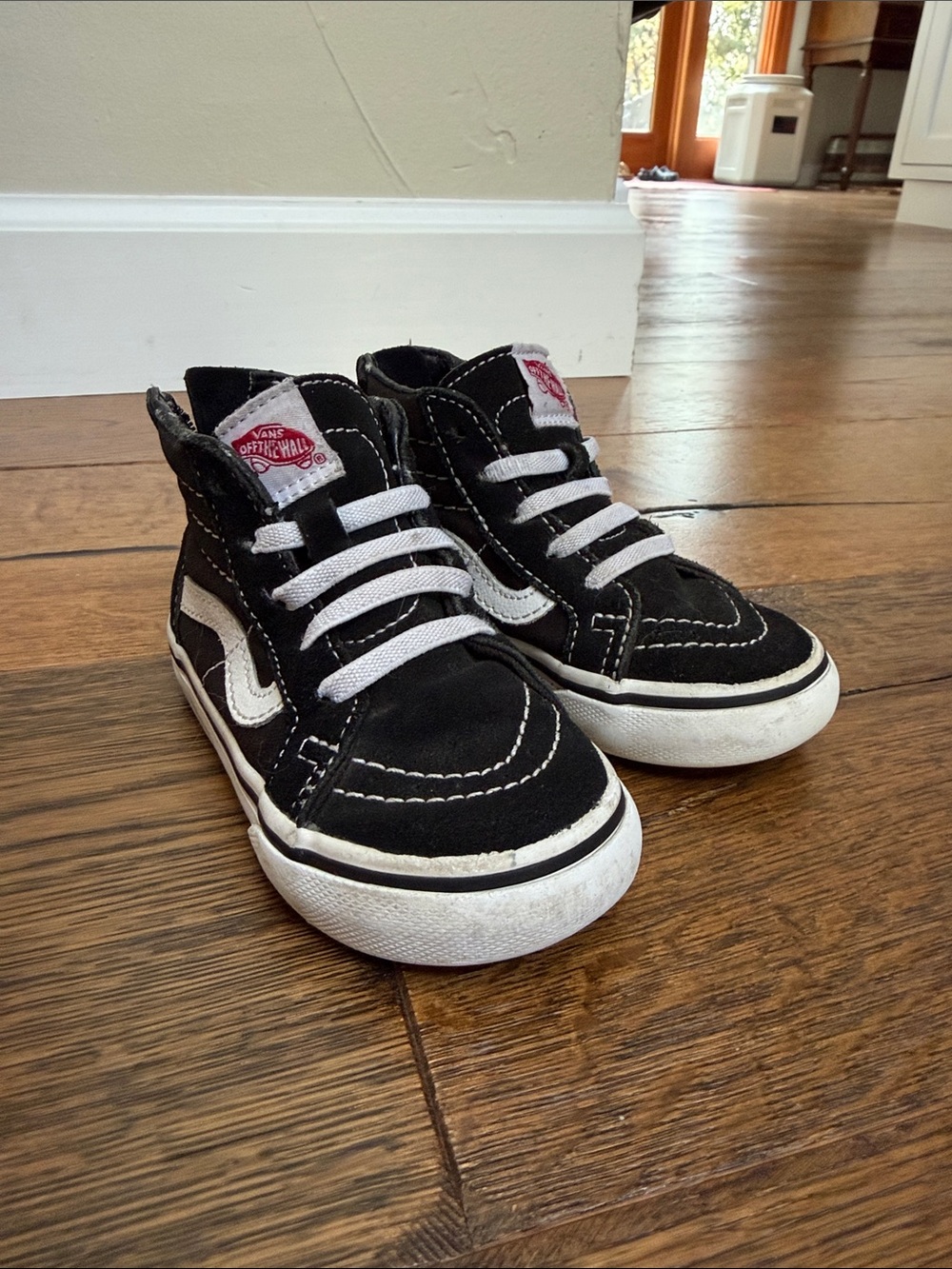 Toddler high-top vans